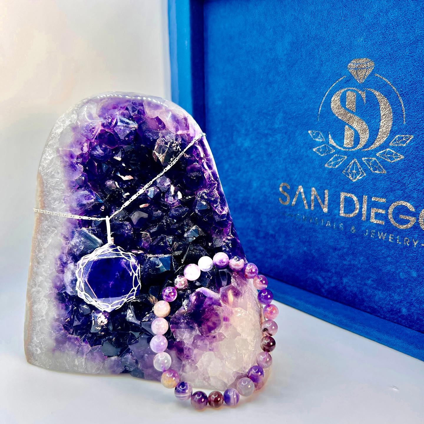 San Diego Crystals and Jewlery