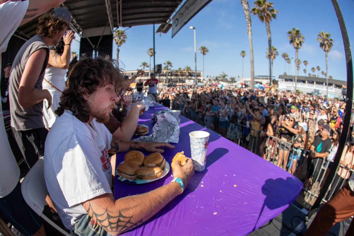 Hodad's Burger Eating Contest Hodad's Burger Eating Contest