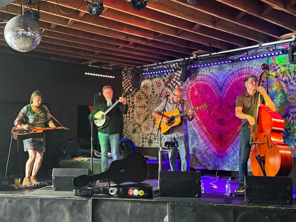 Black Mountain Backstep