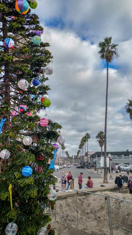 Looking East up Newport Avenue at the Ocean Beach Christmas Tree (2018)