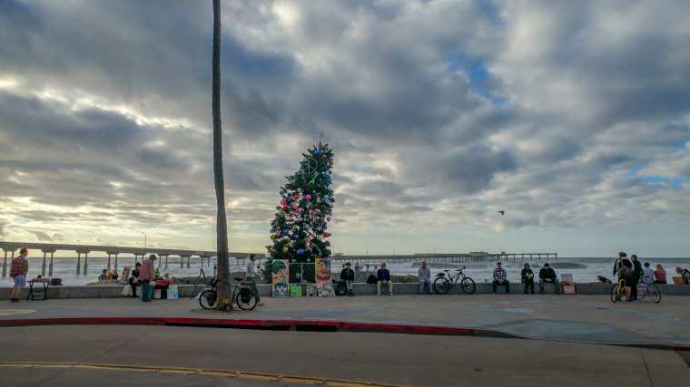 Looking West at the Ocean Beach Christmas Tree (2018)