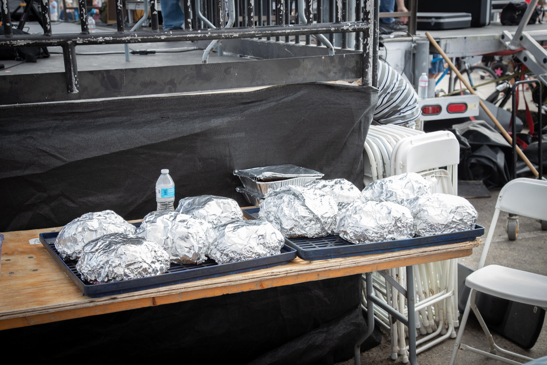 Photo of: 2024 Ocean Beach Street Fair & Chili Cook-Off - Hodad's Burger Eating Contest