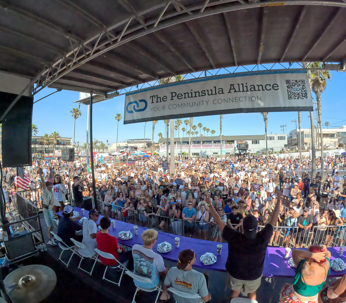 Photo of: 2025 Hodads Burger Eating Competition