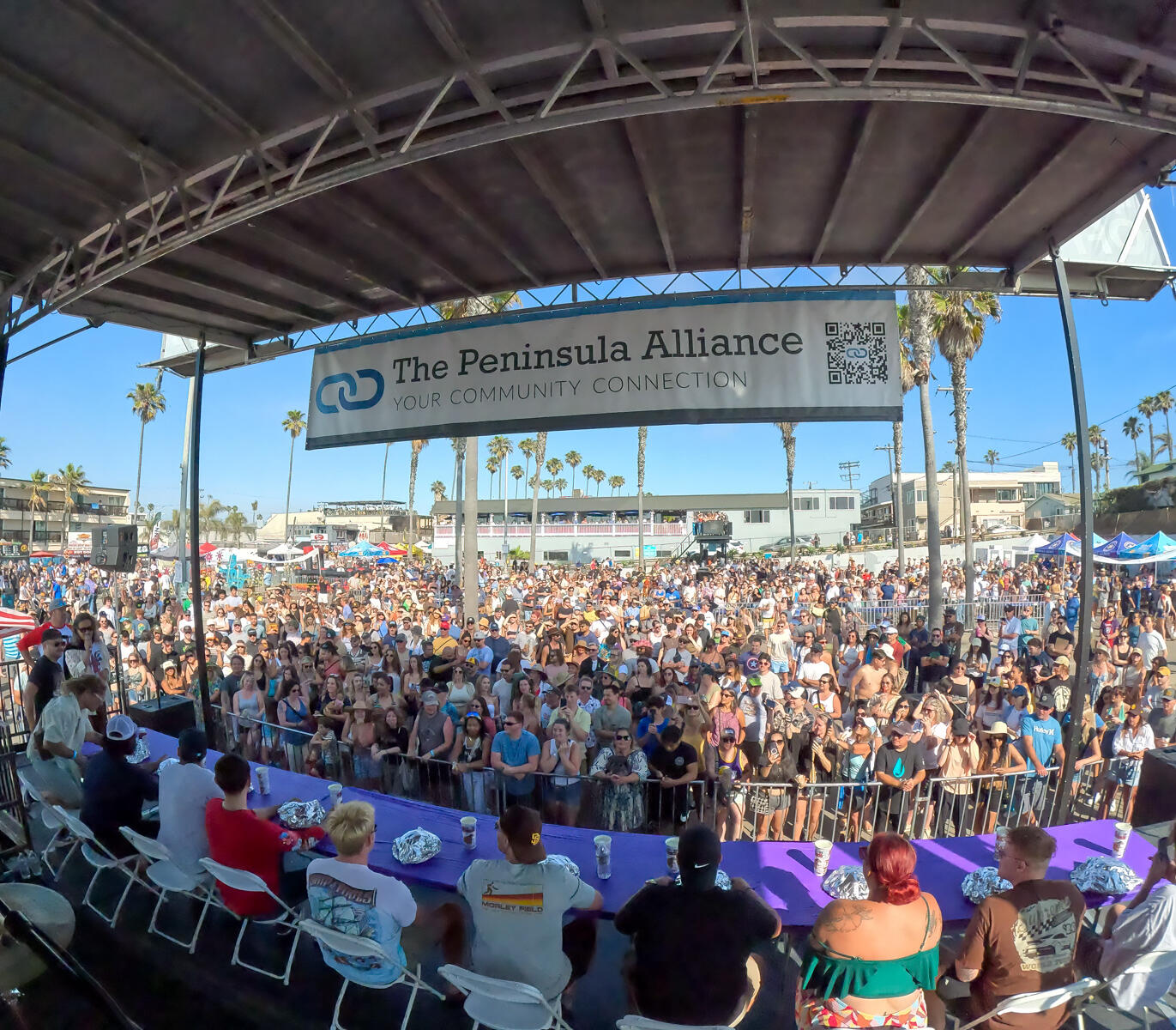 Photo of: 2025 Hodads Burger Eating Competition