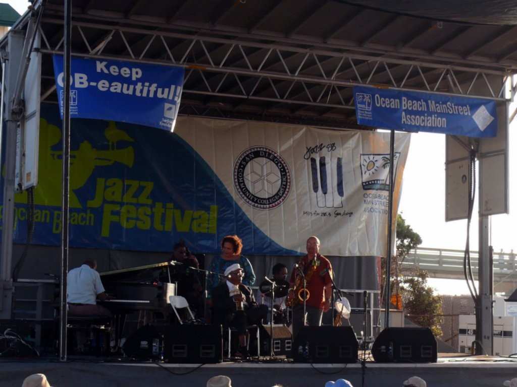 Photo of: Jazz 88 OB Music and Art Festival 2006