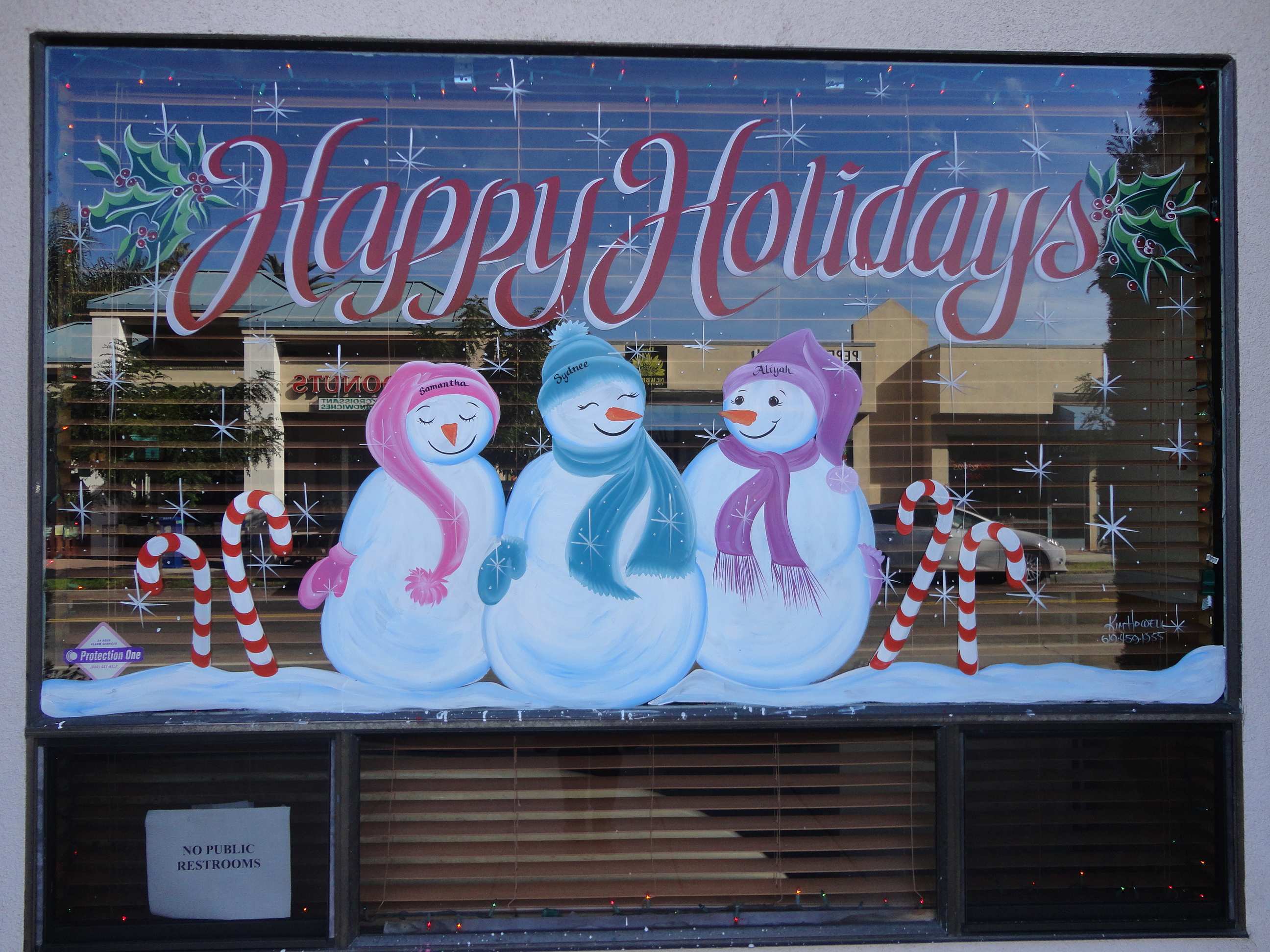 2014 Holiday Storefront Decorating 